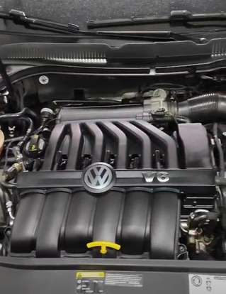 VOLKSWAGEN-PASSAT-2013