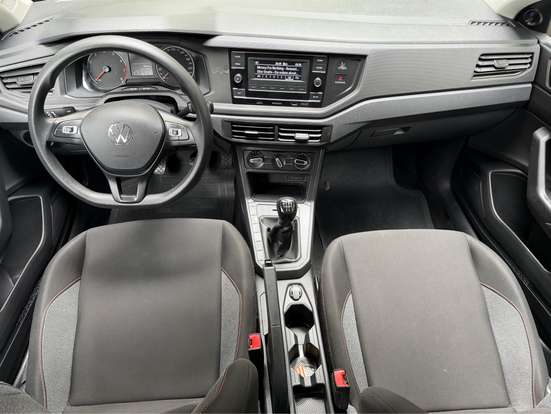VOLKSWAGEN-POLO-2024
