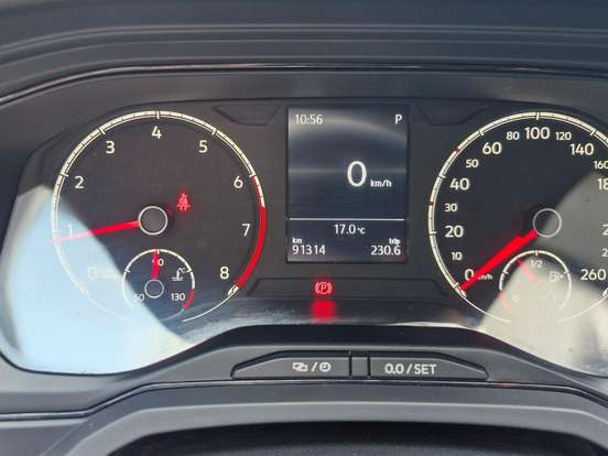 VOLKSWAGEN-POLO-1.6 MSI TOTAL FLEX AUTOMÁTICO VOLKSWAGEN-POLO-2018