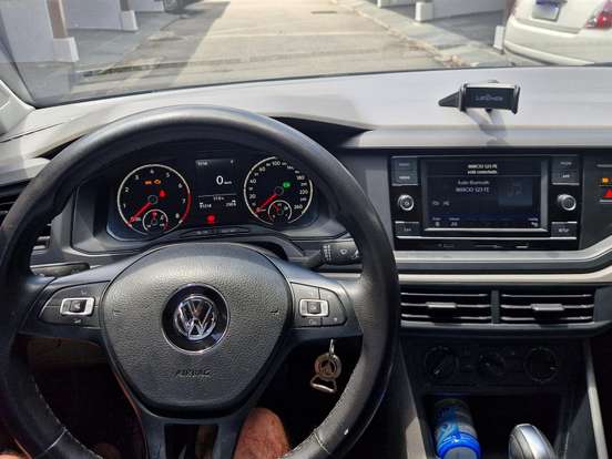 VOLKSWAGEN-POLO-1.6 MSI TOTAL FLEX AUTOMÁTICO VOLKSWAGEN-POLO-2018
