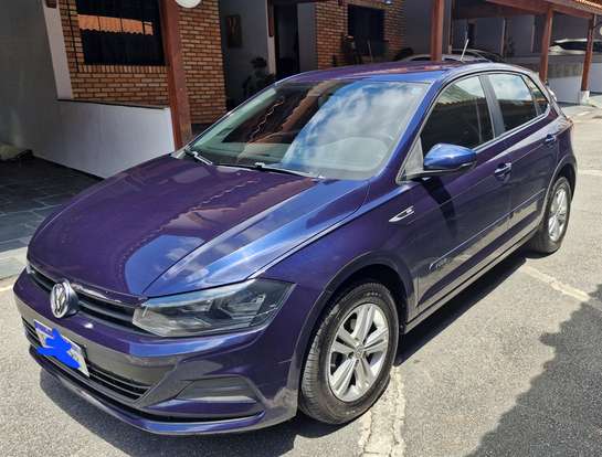 VOLKSWAGEN-POLO-2018