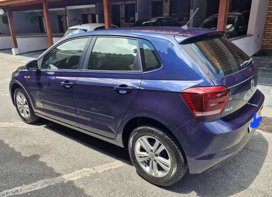 VOLKSWAGEN-POLO-2018