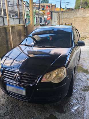 VOLKSWAGEN-POLO SEDAN-2009