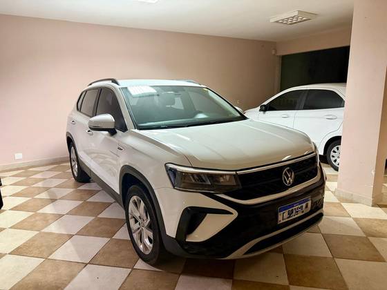 VOLKSWAGEN TAOS 1.4 250 TSI TOTAL FLEX COMFORTLINE AUTOMÁTICO
