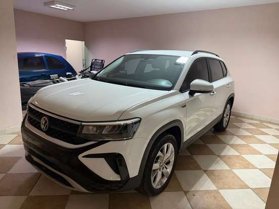 VOLKSWAGEN-TAOS-2022