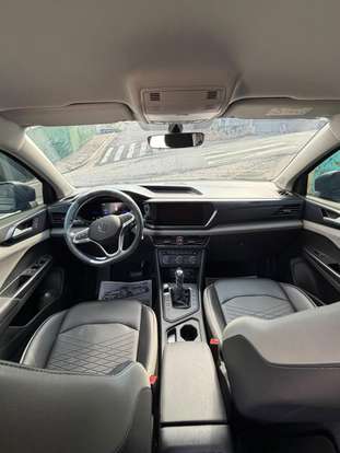 VOLKSWAGEN-TAOS-2022