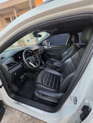 VOLKSWAGEN-TAOS-1.4 250 TSI TOTAL FLEX HIGHLINE AUTOMÁTICO VOLKSWAGEN-TAOS-2024