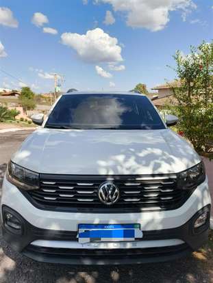 VOLKSWAGEN-T-CROSS-2021