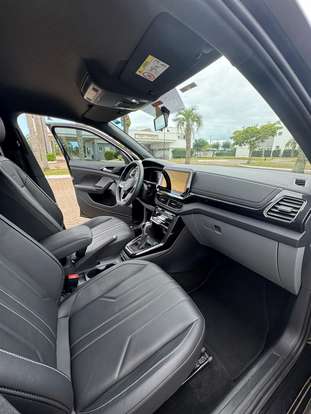 VOLKSWAGEN-T-CROSS-2024