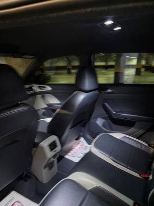 VOLKSWAGEN T-CROSS 1.4 250 TSI TOTAL FLEX HIGHLINE AUTOMÁTICO