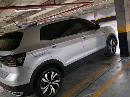 VOLKSWAGEN-T-CROSS-1.4 250 TSI TOTAL FLEX HIGHLINE AUTOMÁTICO VOLKSWAGEN-T-CROSS-2020