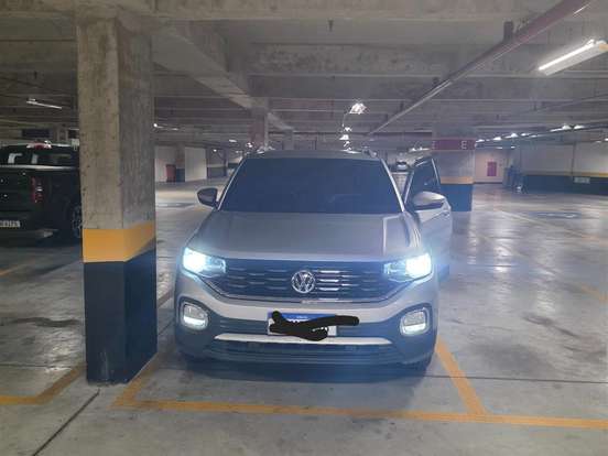VOLKSWAGEN-T-CROSS-1.4 250 TSI TOTAL FLEX HIGHLINE AUTOMÁTICO VOLKSWAGEN-T-CROSS-2020