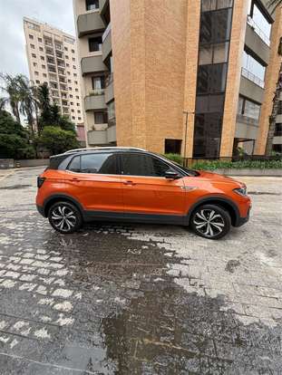 VOLKSWAGEN-T-CROSS-2019