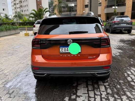 VOLKSWAGEN-T-CROSS-1.4 250 TSI TOTAL FLEX HIGHLINE AUTOMÁTICO VOLKSWAGEN-T-CROSS-2019