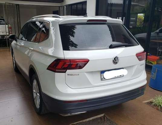 VOLKSWAGEN-TIGUAN-2018