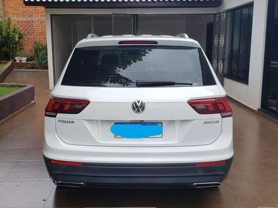 VOLKSWAGEN-TIGUAN-1.4 250 TSI TOTAL FLEX ALLSPACE COMFORTLINE TIPTRONIC VOLKSWAGEN-TIGUAN-2018