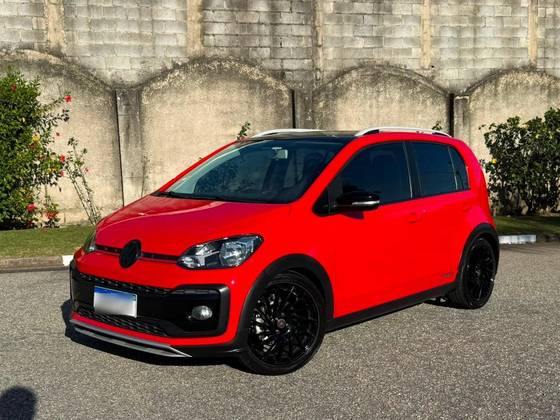 VOLKSWAGEN UP 1.0 170 TSI TOTAL FLEX XTREME 4P MANUAL