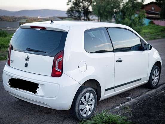 VOLKSWAGEN-UP-1.0 MPI TAKE UP 12V FLEX 2P MANUAL VOLKSWAGEN-UP-2015