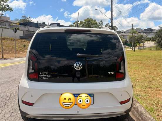 VOLKSWAGEN-UP-1.0 TSI MOVE UP 12V FLEX 4P MANUAL VOLKSWAGEN-UP-2017