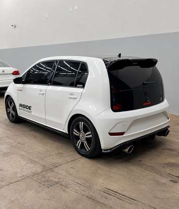 VOLKSWAGEN-UP-1.0 TSI PEPPER 12V FLEX 4P MANUAL VOLKSWAGEN-UP-2018