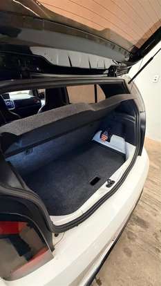 VOLKSWAGEN-UP-2018