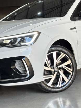 VOLKSWAGEN-VIRTUS-2024