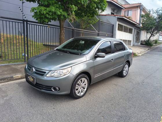 VOLKSWAGEN VOYAGE 1.6 MI COMFORTLINE 8V FLEX 4P AUTOMATIZADO
