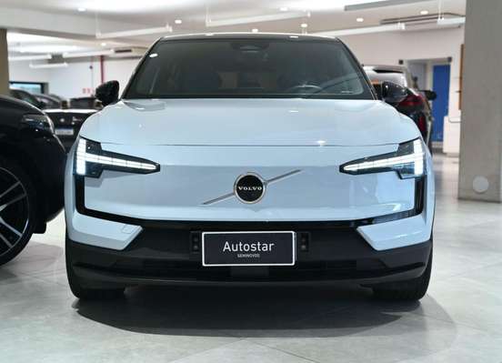 VOLVO-EX30-2024