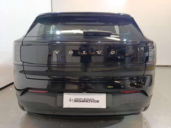VOLVO-EX30-2024
