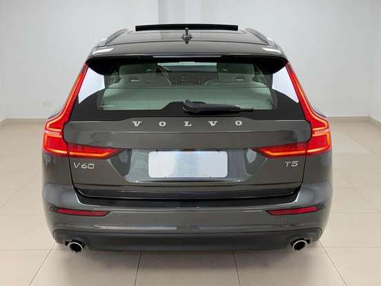 VOLVO-V60-2019