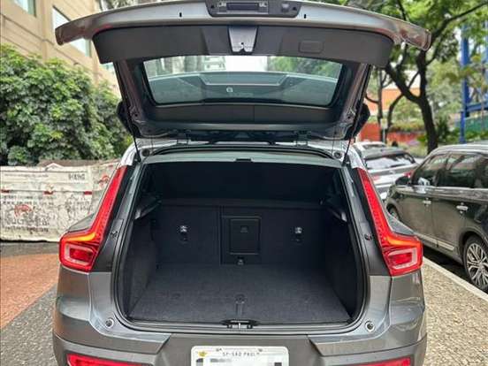 VOLVO-XC40-2.0 T4 GASOLINA GEARTRONIC VOLVO-XC40-2018