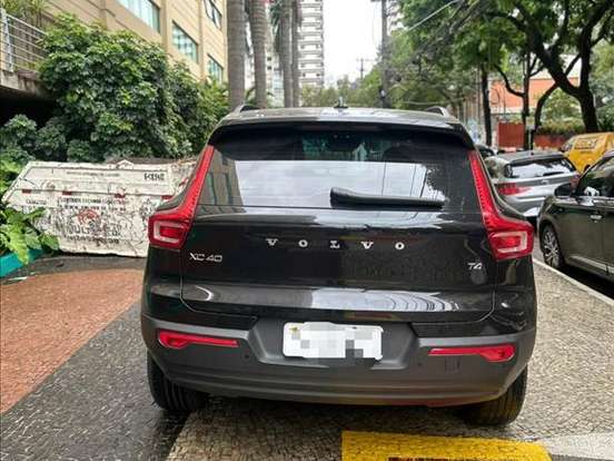 VOLVO-XC40-2.0 T4 GASOLINA GEARTRONIC VOLVO-XC40-2018