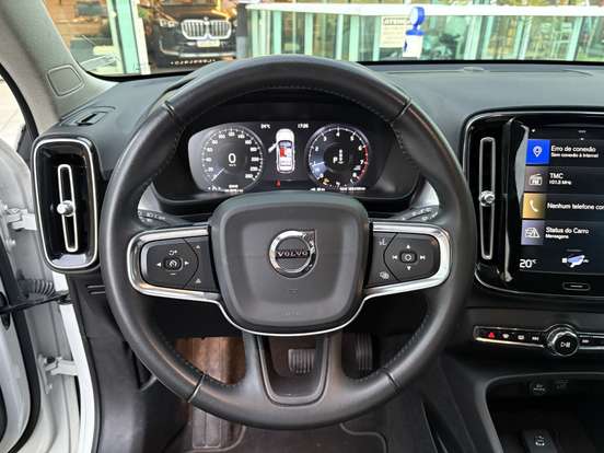 VOLVO-XC40-2.0 T4 GASOLINA MOMENTUM GEARTRONIC VOLVO-XC40-2020