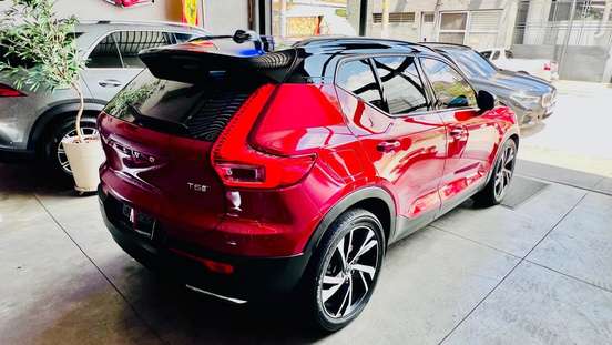 VOLVO-XC40-2.0 T5 GASOLINA R-DESIGN AWD GEARTRONIC VOLVO-XC40-2018