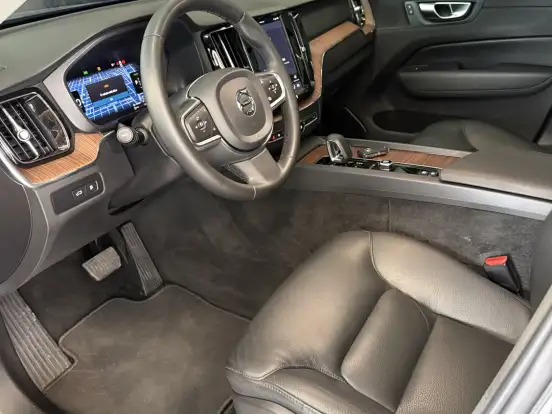 VOLVO-XC60-2.0 T8 RECHARGE PLUS AWD GEARTRONIC VOLVO-XC60-2024