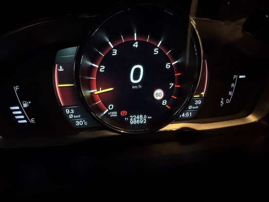 VOLVO-XC60-2.0 T5 R-DESIGN GASOLINA 4P AUTOMÁTICO VOLVO-XC60-2017
