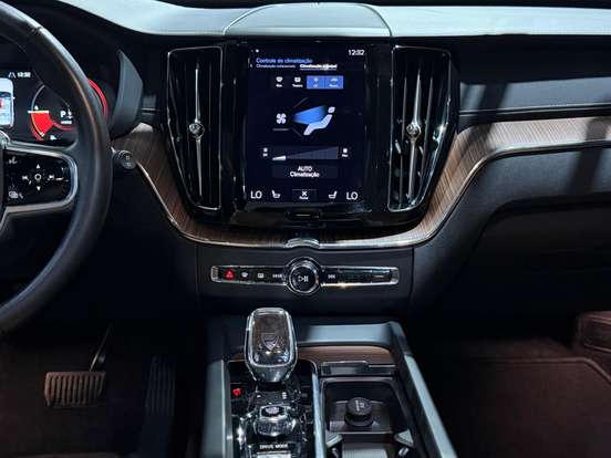 VOLVO-XC60-2.0 T8 HYBRID INSCRIPTION AWD GEARTRONIC VOLVO-XC60-2021