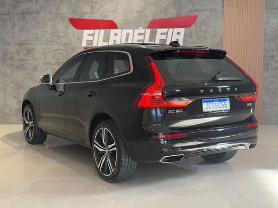 VOLVO-XC60-2019