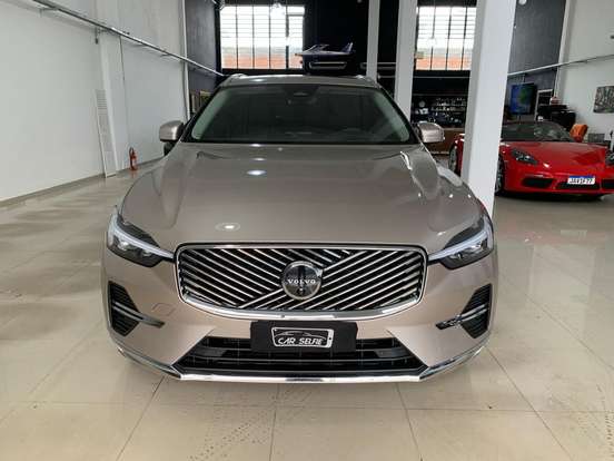 VOLVO-XC60-2025