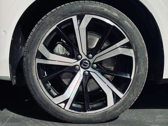 VOLVO-XC60-2.0 T8 RECHARGE ULTIMATE DARK AWD GEARTRONIC VOLVO-XC60-2023
