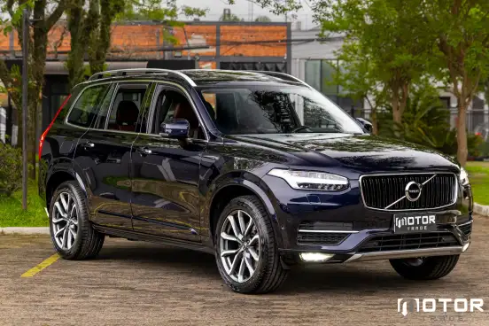 VOLVO-XC90-2.0 T6 GASOLINA MOMENTUM AWD GEARTRONIC VOLVO-XC90-2019