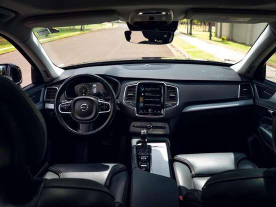 VOLVO-XC90-2.0 T6 GASOLINA MOMENTUM AWD GEARTRONIC VOLVO-XC90-2019