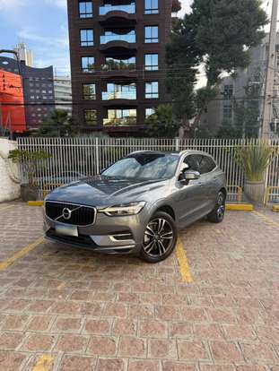 VOLVO-XC60-2020
