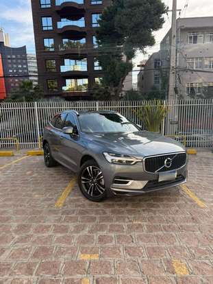 VOLVO-XC60-2020