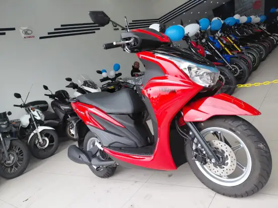 YAMAHA-FLUO 125 HYBRID CONNECTED ABS YAMAHA-FLUO 125 HYBRID CONNECTED ABS-2025