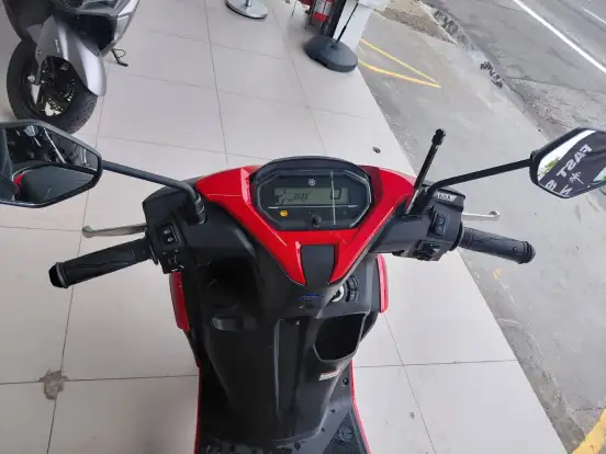 YAMAHA-FLUO 125 HYBRID CONNECTED ABS-2025