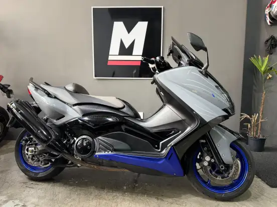 YAMAHA-TMAX-2014