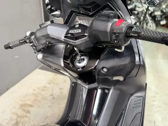YAMAHA-TMAX YAMAHA-TMAX-2014