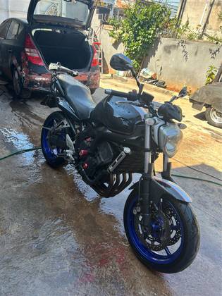 YAMAHA FAZER 600 