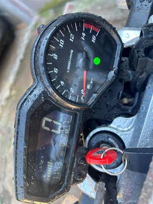 YAMAHA-FAZER 600-2008
